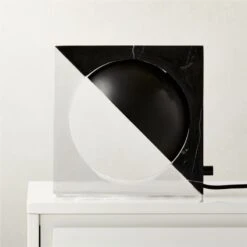 Venus Black Resin Modern Table Lamp